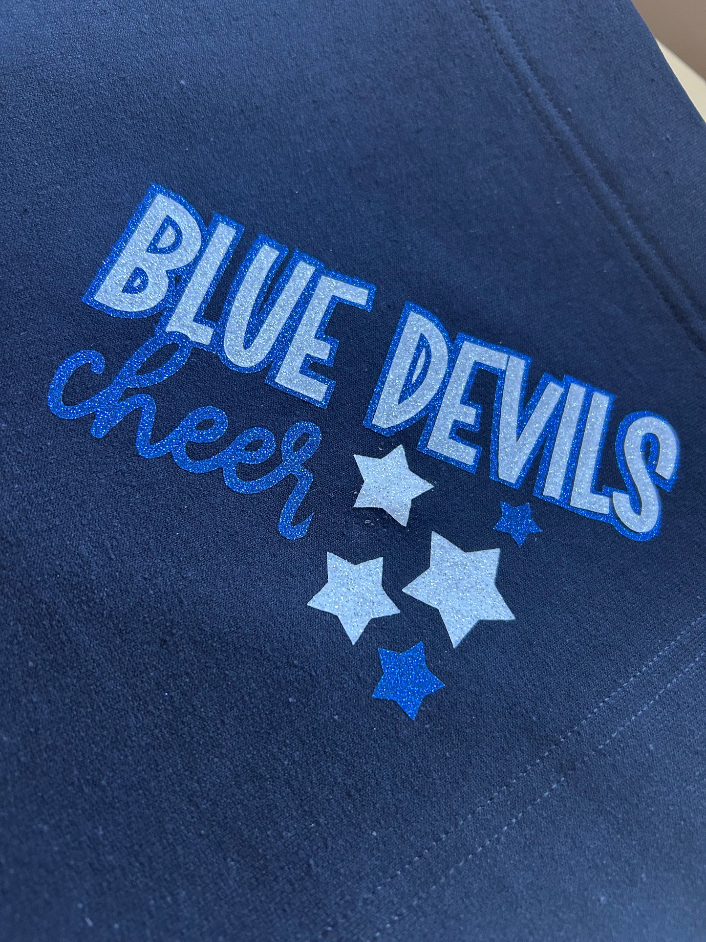 Blue devils cheer stadium blanket